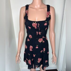 🩷 Reformation Floral Mini Dress Sleeves Removed